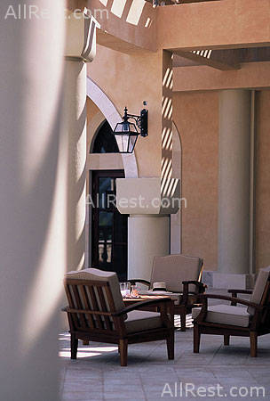 Elysium Beach Hotel 8